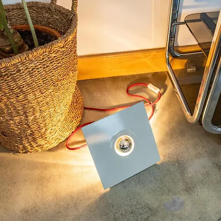 Hospitals & Location & Price