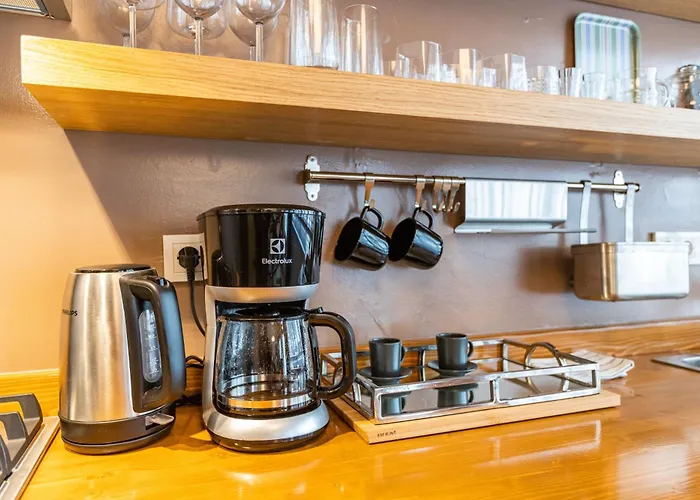 Hospitals & Location & Price 公寓